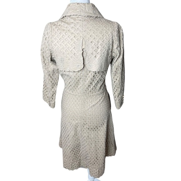 Bryan Lars Lace Embroidered Paris Trench Coat Floral Buttons Eyelet overlay Sz 2 - Picture 3 of 15